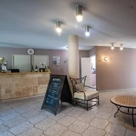 Hotel Logis La Grande Bastide