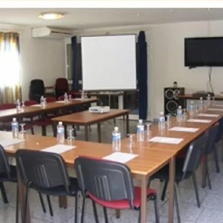 Logis La Grande Bastide 3*