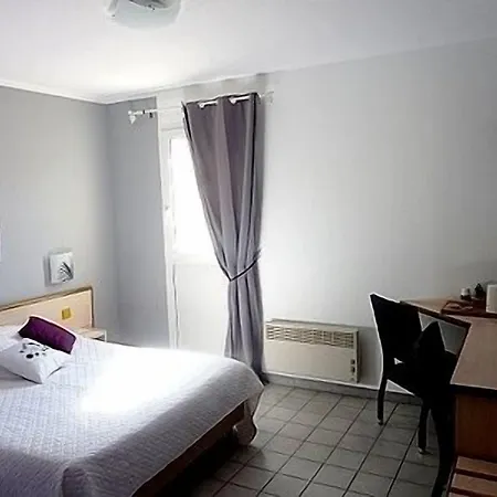 Hotel Logis La Grande Bastide 3*