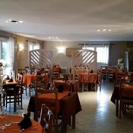 Hotel Logis La Grande Bastide 3*