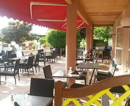 Logis La Grande Bastide Hotel Oraison