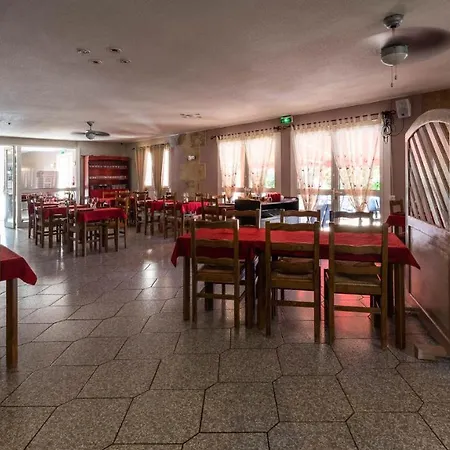 Logis La Grande Bastide 3*