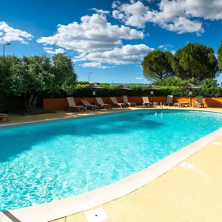 Hotel Logis La Grande Bastide 3*