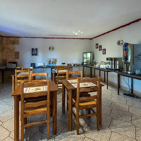 Logis La Grande Bastide Hotel 3*